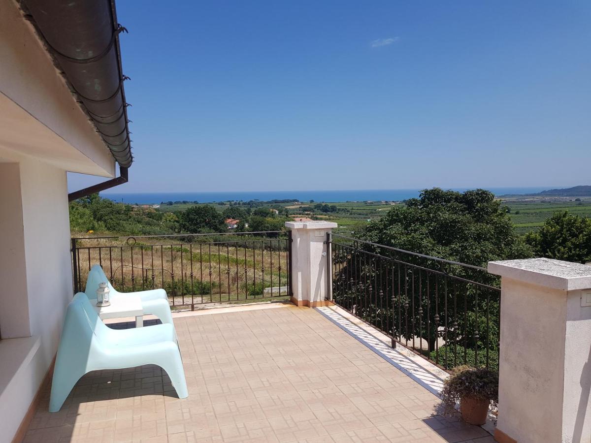 פוסאצ'סיה B&B La Casa Bianca מראה חיצוני תמונה